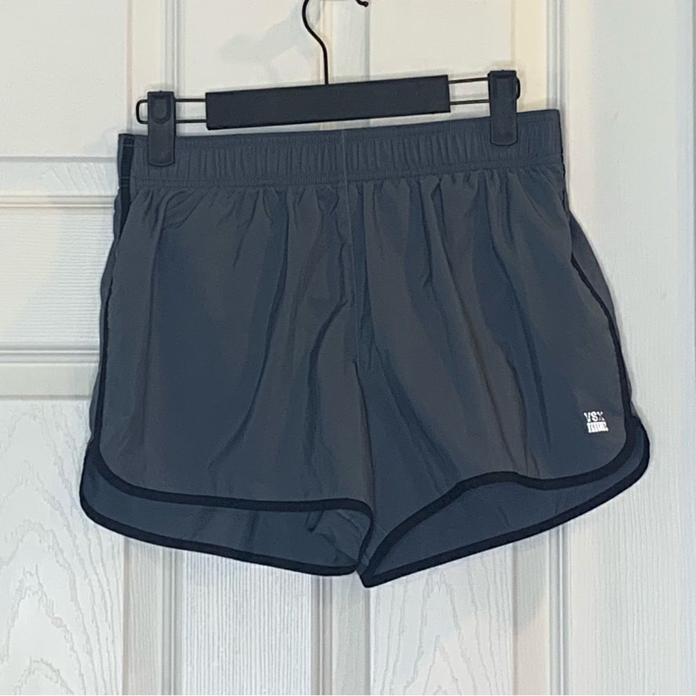 Victorias Secret VSX Sport The Player Black Run Shorts Size Small